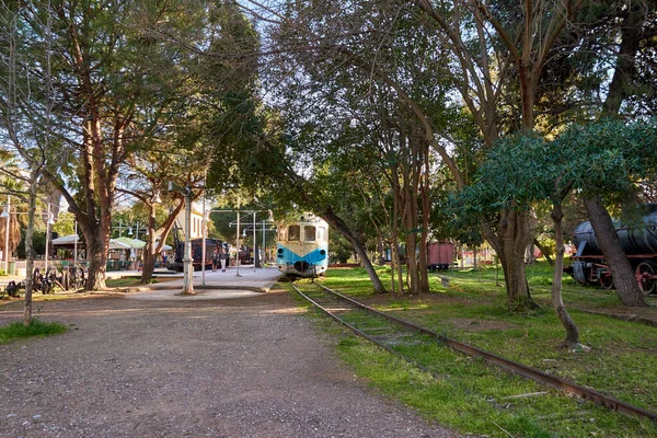 Naturskön Utsikt Från Kalamata Kommuns Järnvägspark Det Enda Friluftsmuseet Sitt — Stockfoto