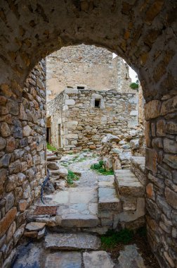 Mimari ve eski tarihi kuleler Laconian Mani yarımadasındaki ünlü Vathia köyünde hakim durumdalar. Laconia Mani anakarası, Moreloponnese, Yunanistan, Avrupa.