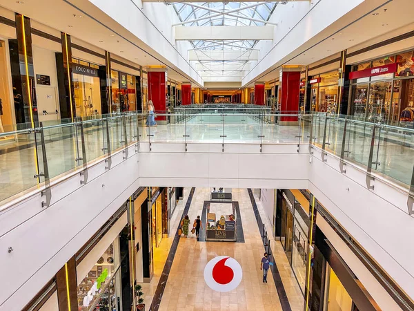 Vista Interior Famoso Shopping Center Golden Hall Localizado Marousi Atenas — Fotografia de Stock