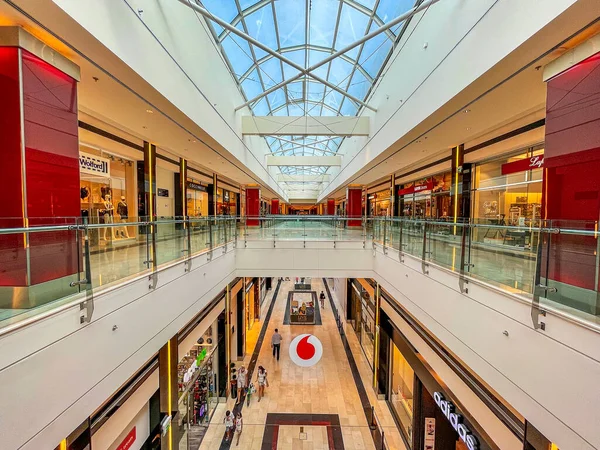 Vista Interior Famoso Shopping Center Golden Hall Localizado Marousi Atenas — Fotografia de Stock