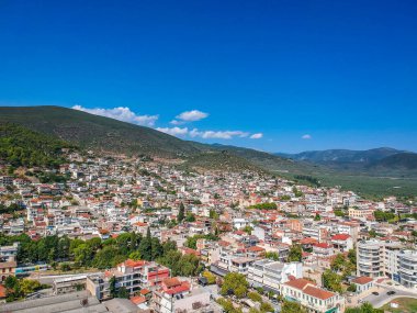 Güzel sahil kasabası Stylis 'in ya da daha iyi bilinen Stylida' nın hava panoramik manzarası. Orta Yunanistan 'da Lamia kenti ve Kamena Vourla kenti yakınlarında yer almaktadır..