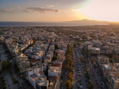 Yunanistan 'ın Kalamata şehrinin merkezinde güzel bir manzara var. Messenia, Yunanistan, Avrupa üzerinde hava fotoğrafçılığı
