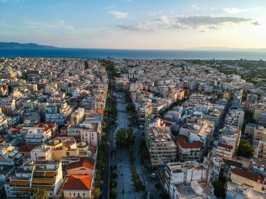 Yunanistan 'ın Kalamata şehrinin merkezinde güzel bir manzara var. Messenia, Yunanistan, Avrupa üzerinde hava fotoğrafçılığı