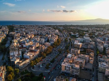 Yunanistan 'ın Kalamata şehrinin merkezinde güzel bir manzara var. Messenia, Yunanistan, Avrupa üzerinde hava fotoğrafçılığı