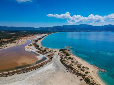 Yunanistan 'ın Laconia kentindeki en eski batık Pavlopetri şehri üzerinde ikonik hava manzarası. Yaklaşık 5000 yaşındaki Pavlipetri Akdeniz 'in en eski şehridir..
