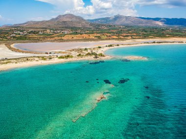 Yunanistan 'ın Laconia kentindeki en eski batık Pavlopetri şehri üzerinde ikonik hava manzarası. Yaklaşık 5000 yaşındaki Pavlipetri Akdeniz 'in en eski şehridir..