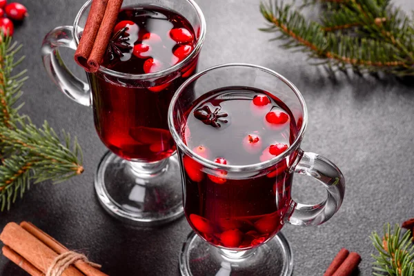 Vinho Quente Quente Para Inverno Natal Com Várias Especiarias Preparação — Fotografia de Stock