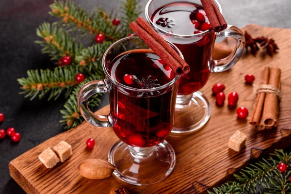 Vinho Quente Quente Para Inverno Natal Com Várias Especiarias Preparação — Fotografia de Stock