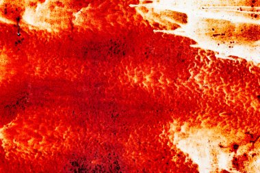 Çatlakları ve çizikleri olan metal bir duvarın dokusu arka plan olarak kullanılabilir.