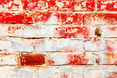 Doku, tuğla, duvar, arka plan olarak kullanılabilir. Çizik ve çatlaklarla tuğla dokusu