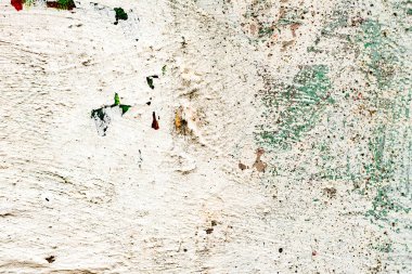 Doku, duvar, beton, arka plan olarak kullanılabilir. Çizik ve çatlaklarla dolu bir duvar parçası.