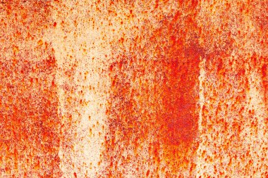 Çatlakları ve çizikleri olan metal bir duvarın dokusu arka plan olarak kullanılabilir.