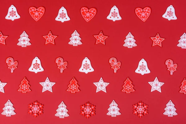 Різдвяна Композиція Червоно Білі Елементи Декору Які Використовуються Прикраси Ялинки — стокове фото