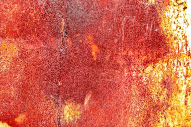 Çatlakları ve çizikleri olan metal bir duvarın dokusu arka plan olarak kullanılabilir.