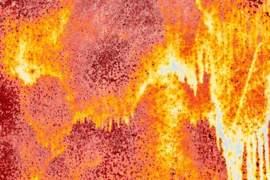 Çatlakları ve çizikleri olan metal bir duvarın dokusu arka plan olarak kullanılabilir.