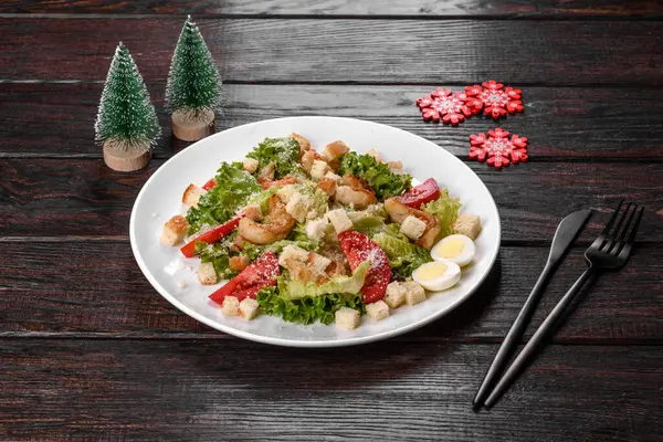 Salade Fraîche Savoureuse Préparée Pour Table Noël Préparation Table Fête — Photo