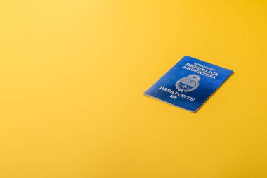 Seyahat etmek, uçmak ve iş yapmak için Arjantin pasaportu. Arjantin belgesi, sınırı geçmek için kimlik
