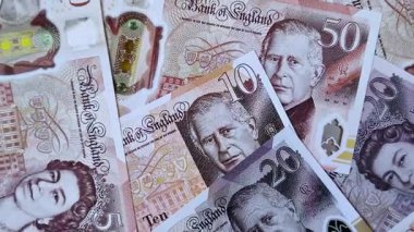 İngiltere kağıt parası, sterlin, para transferleri için nakit para. İngiltere parası