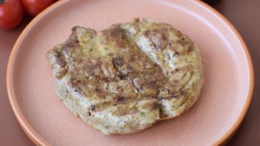 Yemek, ızgara biftek, öğle yemeği için kızarmış et. Tasarımın için ızgara domuz bifteği.