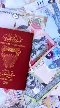 Seyahat etmek, uçmak ve iş yapmak için Bahreyn pasaportu. Bahreyn belgesi, sınırı geçmek için kimlik