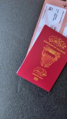 Seyahat etmek, uçmak ve iş yapmak için Bahreyn pasaportu. Bahreyn belgesi, sınırı geçmek için kimlik
