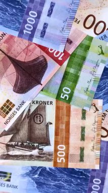 Para, Norveç para birimi, Norveç Kronu 'nun çeşitli banknotları. Norveç, Norveç parası tasarımın için finansal bir arka plan..