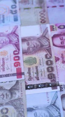 Tayland kağıt parası, para birimi olarak dinar banknotları ya da seyahat. İş geçmişi olarak Tayland parası