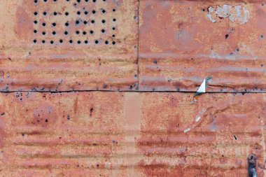 Çizik ve çatlaklarla metal doku