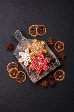 Zencefilli çörek, Noel kurabiyeleri ve bayram süsleri. Noel zencefilli ekmeği tasarımınız için bir zemin