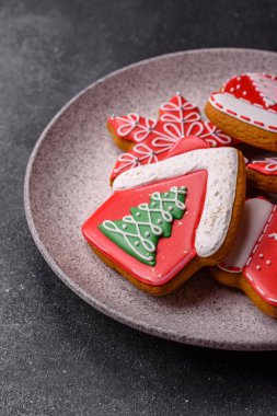 Zencefilli çörek, Noel kurabiyeleri ve bayram süsleri. Noel zencefilli ekmeği tasarımınız için bir zemin