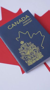Kanada pasaportu, uluslararası seyahat ve tatil için Kanada vizesi. Tasarımınız için Kanada pasaportu