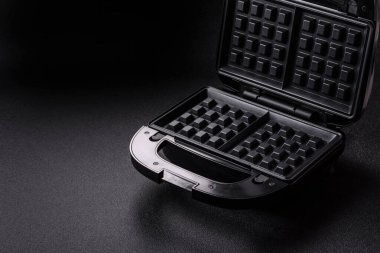 Waffle makinesi, Belçika kahvaltı tatlısı yapmak için elektrikli makine. Tasarımınız için bir gözleme ızgarası