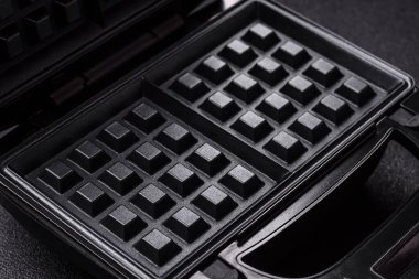 Waffle makinesi, Belçika kahvaltı tatlısı yapmak için elektrikli makine. Tasarımınız için bir gözleme ızgarası