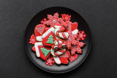 Zencefilli çörek, Noel kurabiyeleri ve bayram süsleri. Noel zencefilli ekmeği tasarımınız için bir zemin