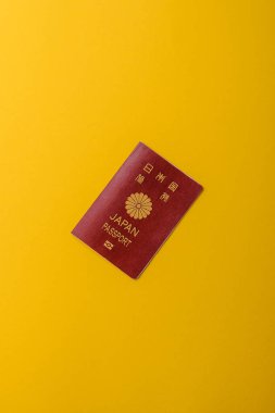 Seyahat etmek, uçmak ve iş yapmak için Japon pasaportu. Japonya belgesi, sınırı geçmek için kimlik