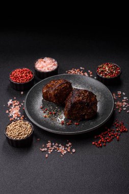 Izgara ya da ızgara biftek, akşam yemeği için pişirilmiş et fileto. Biftek tasarımın için yemek arkaplanı olarak kullanılacak..