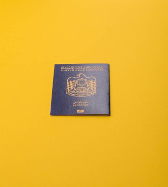 Seyahat etmek, uçmak ve iş yapmak için OAE pasaportu. Sınırı geçmek için Arapça belge