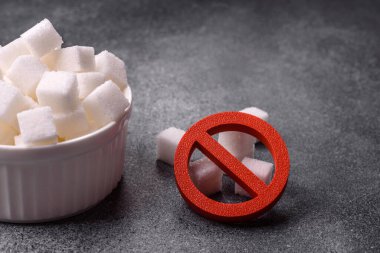 Şeker yasağı, diyabet ve obezite sorununu, diyet çağrısını durdurmak için bir kavram olarak imzalanır. Tasarımınız için bir arkaplan olarak şeker yasağı işareti