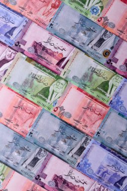 Ürdün parası, Ürdün dinarı para birimi, çeşitli mezheplerin banknotları, finansal işlemler. Ürdün parası, tasarımın için finansal bir fon olarak dinar.