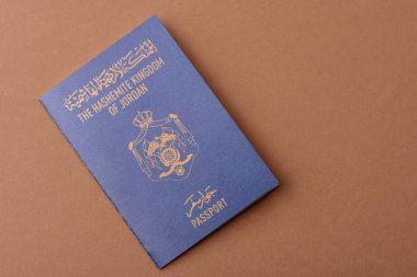Ürdün pasaportu, uluslararası seyahat ve tatil için Ürdün vizesi. Tasarımınız için arka plan olarak Ürdün pasaportu
