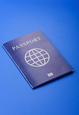 Yurtdışına seyahat, seyahat ve seyahatler için yabancı vizeli bir pasaport. Tasarımınız için uluslararası bir pasaport