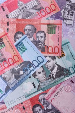 Dominik Cumhuriyeti parası, peso para birimi, çeşitli mezheplerin banknotları, finansal işlemler. Dominik parası, senin tasarımının finansal geçmişi olarak peso.