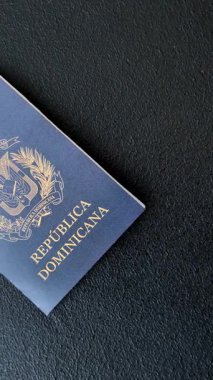 Dominik Cumhuriyeti pasaportu, uluslararası seyahat ve tatil vizesi. Tasarımınız için Dominik pasaportu