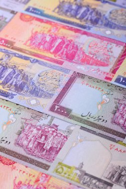 İran Cumhuriyeti parası, lira parası, çeşitli banknotların banknotları, finansal işlemler. Tasarımının finansal geçmişi olarak İran parası ve lira.