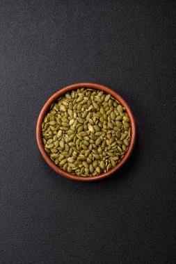 Kabak çekirdeği çekirdekleri, tuzlanmış, kavrulmuş ya da çiğ, sağlıklı bir malzemedir. Tasarımınız için besin kaynağı olarak kabak tohumları