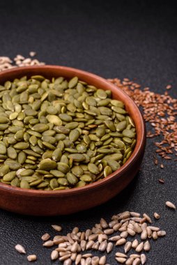 Kabak çekirdeği çekirdekleri, tuzlanmış, kavrulmuş ya da çiğ, sağlıklı bir malzemedir. Tasarımınız için besin kaynağı olarak kabak tohumları