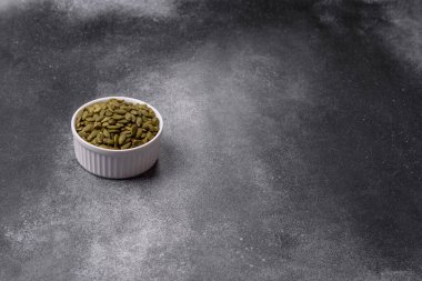 Kabak çekirdeği çekirdekleri, tuzlanmış, kavrulmuş ya da çiğ, sağlıklı bir malzemedir. Tasarımınız için besin kaynağı olarak kabak tohumları