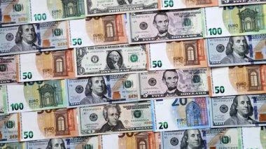 Euro ve dolar banknotları, döviz, satış, ekonomik tarifeler ve vergiler ve vergiler. Tasarımınız için arka plan olarak Euro ve dolar