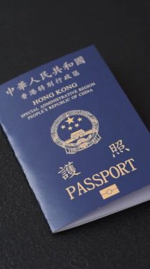Hong Kong pasaportu, seyahat, boş zaman ve iş belgesi. Tasarımınız için Hong Kong pasaportu.