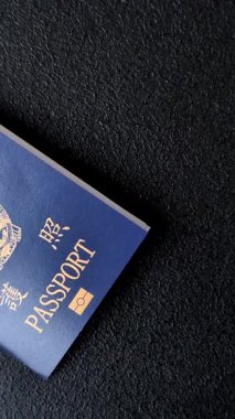 Hong Kong pasaportu, seyahat, boş zaman ve iş belgesi. Tasarımınız için Hong Kong pasaportu.